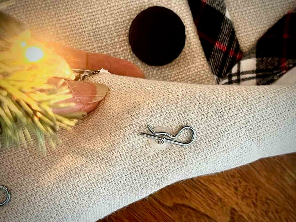 TESTLinen Look Customized Christmas Tree Skirt --54-Inch -- Your Choice of Banding & Buttons -- Shipping Included! (Copy)